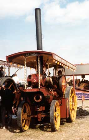 1914 Wallis & Steevens 4 nhp Showman's Tractors - Royal Star