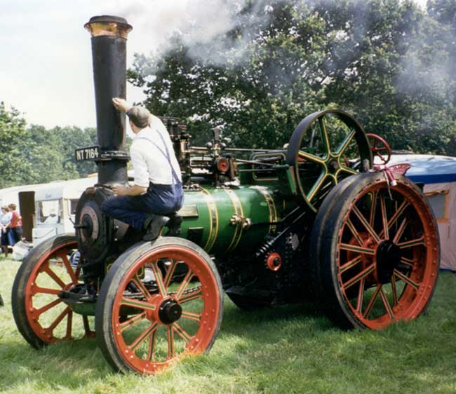 1925 Foster single cylinder 5 nhp 7 ton Traction Engine - Matilda 
